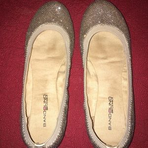 Bandolino b flexible shoes